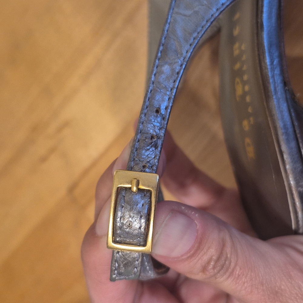 Da Vinci Marbella Silver Beads Bow Slingback Pointy Toe Heels - Picture 2 of 13